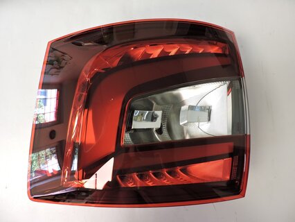 Světlo zadní pravé LED OCTAVIA III. COMBI od M2018, CZ 5E9945712 Světlo zadní pravé LED OCTAVIA III. COMBI od M2018, CZ 5E9945712