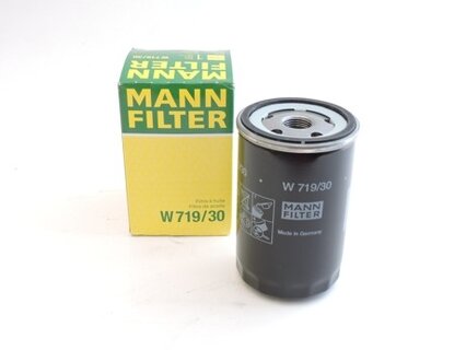 Filtr oleje benzín OCTAVIA I., MANN FILTER W719/30