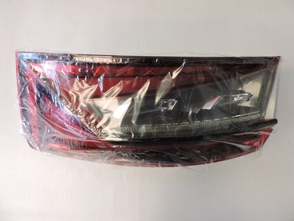 Světlo zadní pravé LED s černou lištou SUPERB III. SEDAN od M2020, ORIGINAL 3V5945208B II. jakost