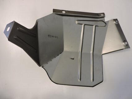 Kryt pod motor velký pravý Š120, CZ