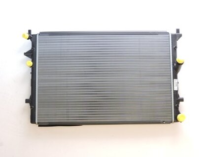 Chladič vody OCTAVIA II. 1,2 TSI 77 kw, MAHLE 1K0121251CL Chladič vody OCTAVIA II. 1,2 TSI 77 kw, MAHLE 1K0121251CL