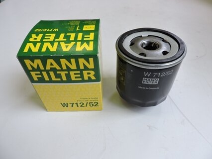 Filtr oleje OCTAVIA I. 1,6 55 kw, MANN-FILTER W712/52