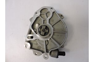 Čerpadlo vakuové OCTAVIA II. 2,0 103 kw, ORIGINAL 03L145100B