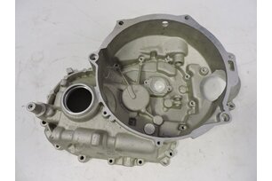 Skříň převodovky FELICIA M98, ORIGINAL 002301073D