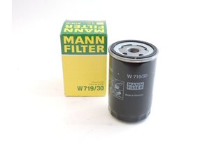 Filtr oleje benzín OCTAVIA I., MANN FILTER W719/30