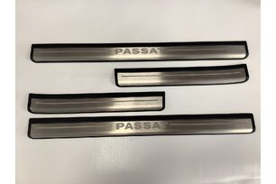 Lišty prahu plastové VW PASSAT 3C, ORIGINAL 3C0071303